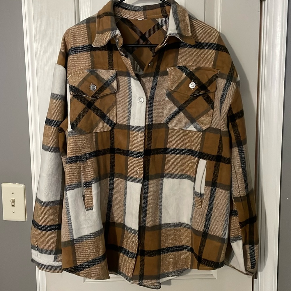 Women’s shacket